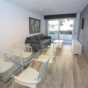 Apartamento Differentflats Llum, Salou